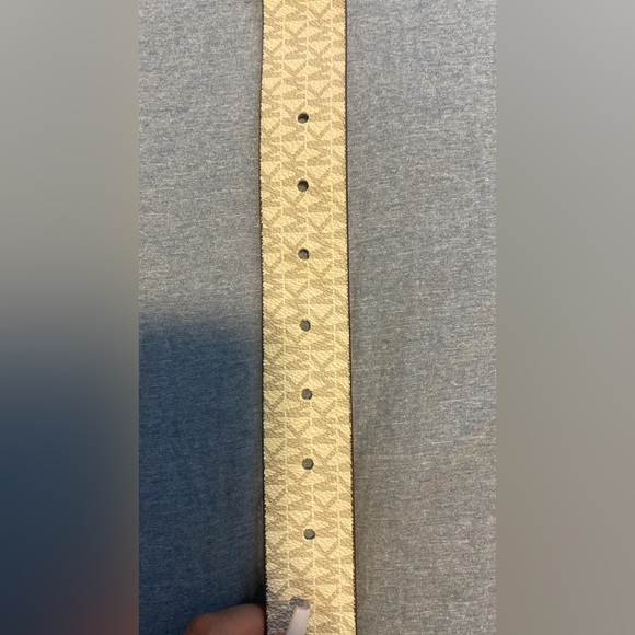 Michael Kors Belt - Picture 5 of 6
